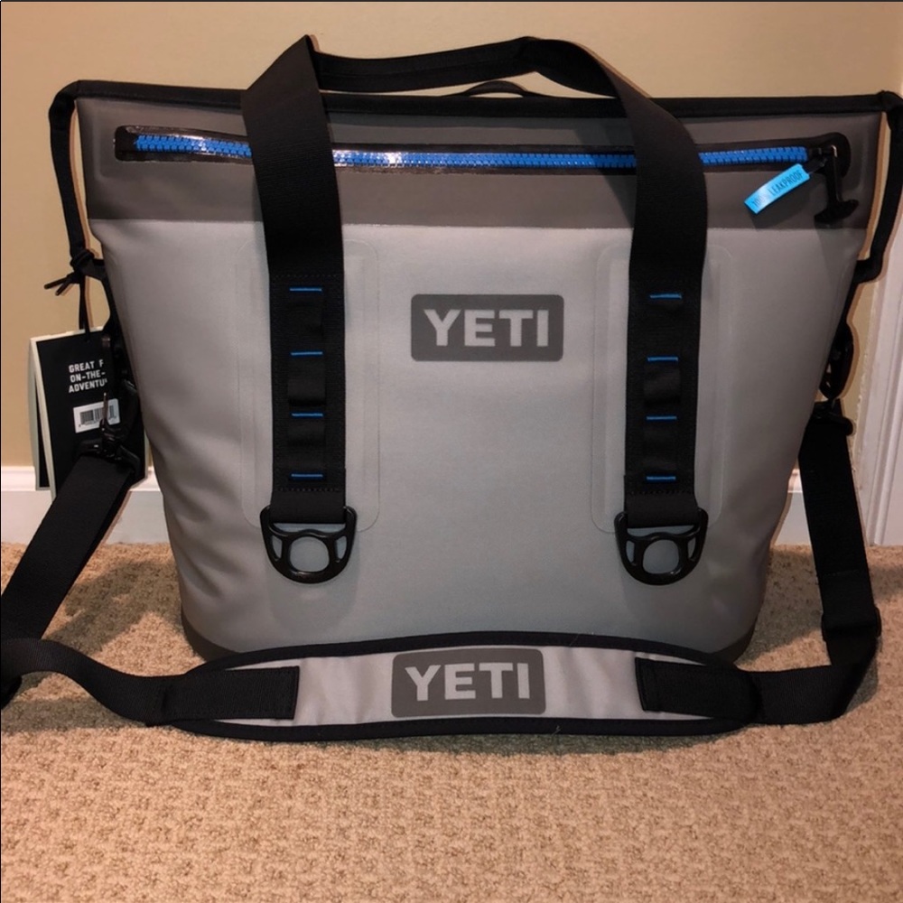 Hopper Two 20 Cooler Bag